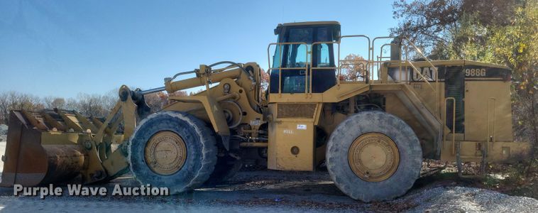 image for item DK1185 2004 Caterpillar 988G  wheel loader
