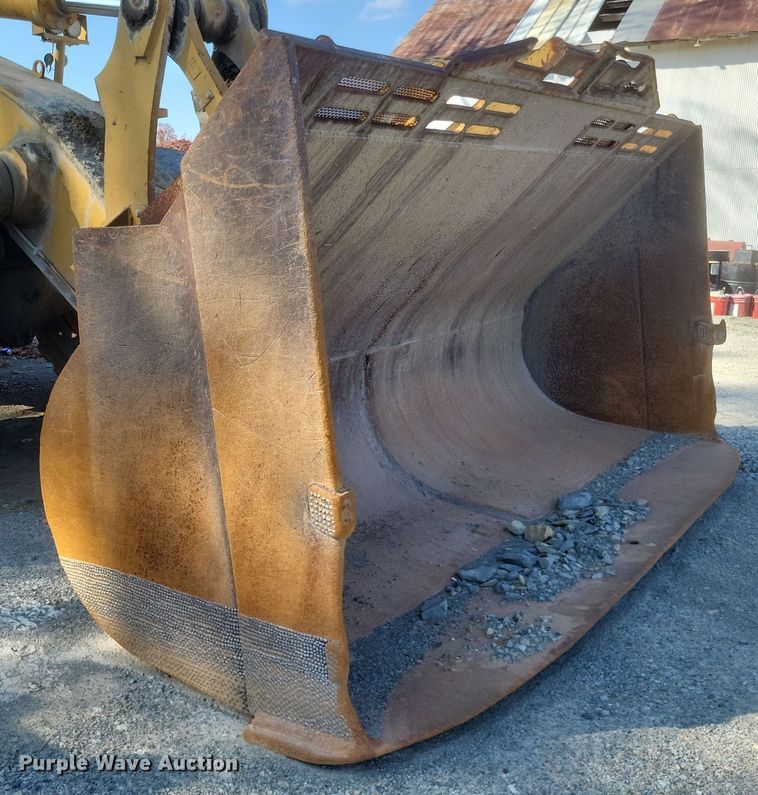 image for item DK1185 2004 Caterpillar 988G  wheel loader