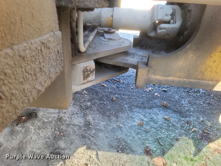 image for item DK1185 2004 Caterpillar 988G  wheel loader