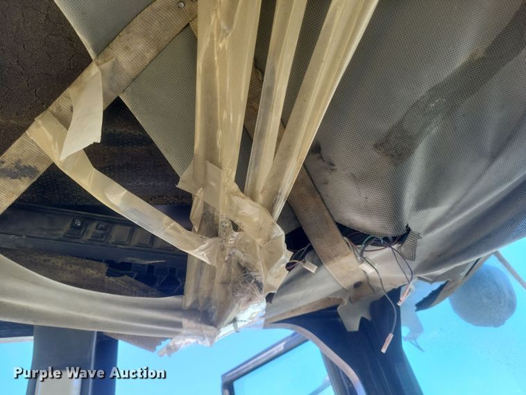 image for item DK1185 2004 Caterpillar 988G  wheel loader