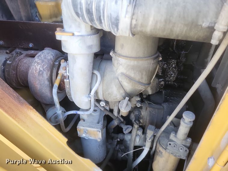 image for item DK1185 2004 Caterpillar 988G  wheel loader