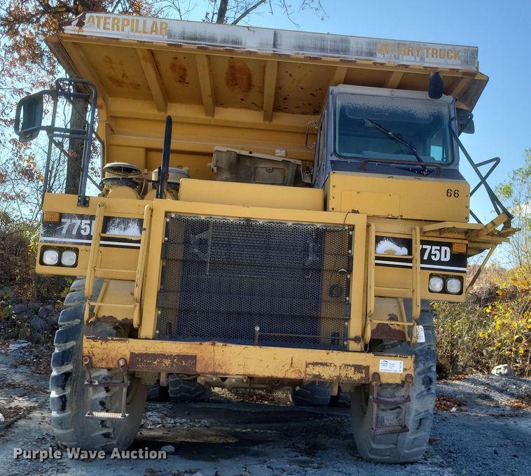 image for item DK1186 2000 Caterpillar 775D  haul truck