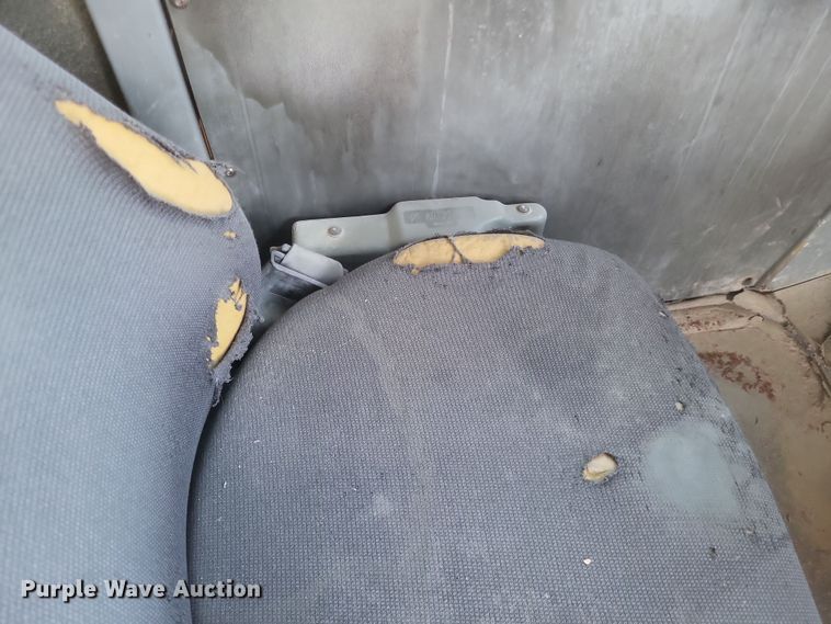 image for item DK1186 2000 Caterpillar 775D  haul truck