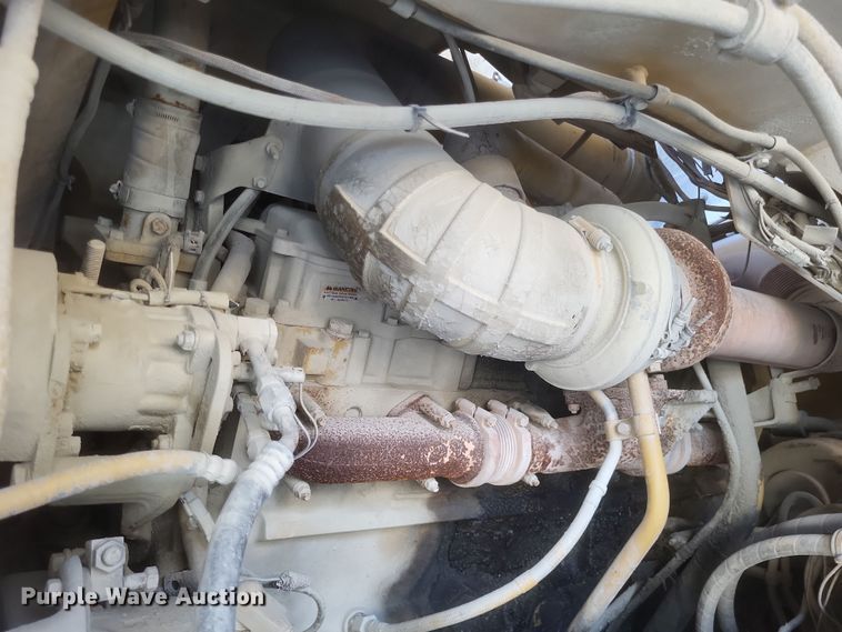 image for item DK1186 2000 Caterpillar 775D  haul truck