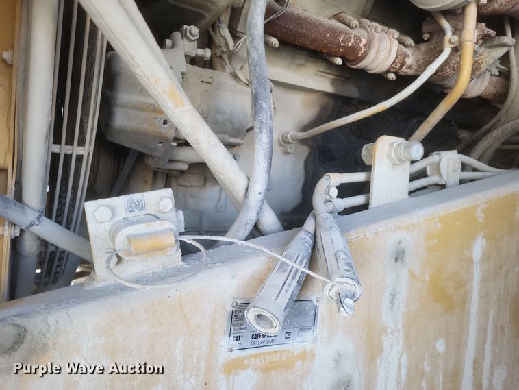 image for item DK1186 2000 Caterpillar 775D  haul truck