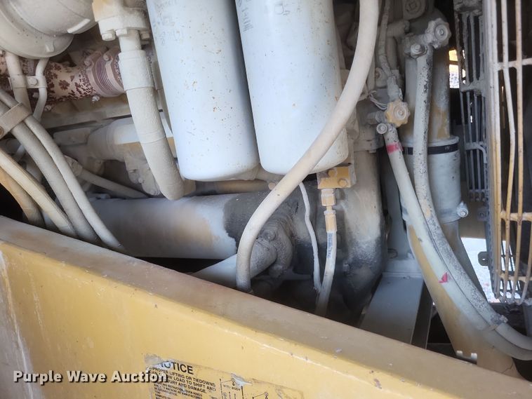 image for item DK1186 2000 Caterpillar 775D  haul truck