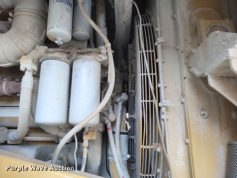 image for item DK1186 2000 Caterpillar 775D  haul truck