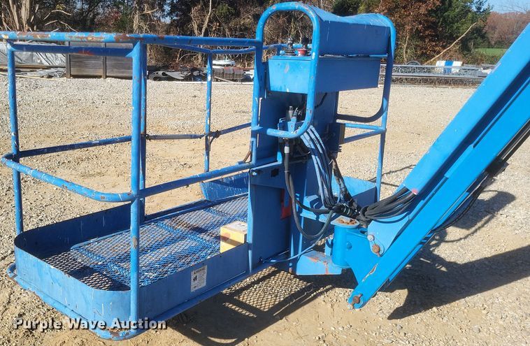 image for item DK1193 2003 Genie Z-80/60  boom lift