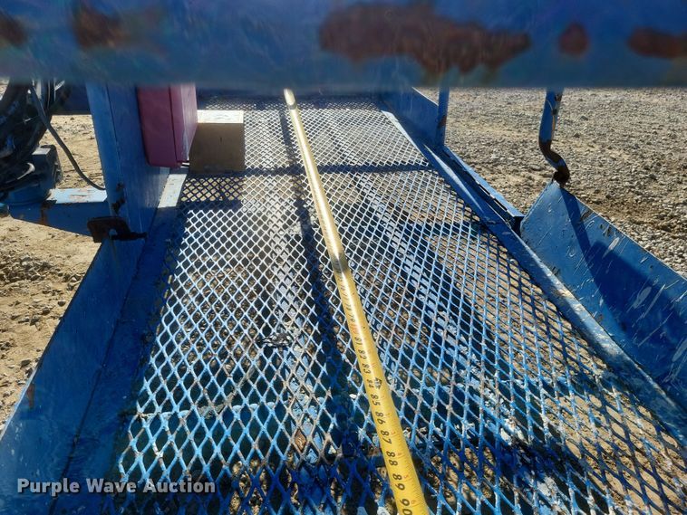 image for item DK1193 2003 Genie Z-80/60  boom lift