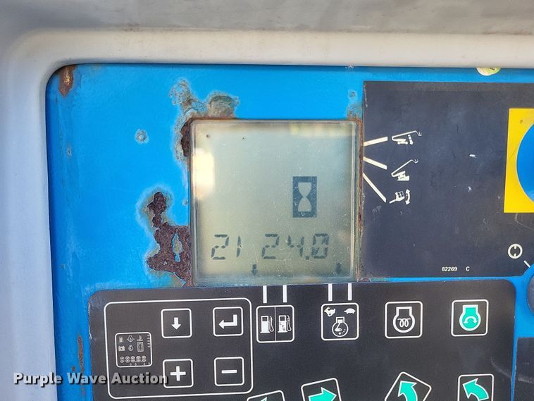 image for item DK1193 2003 Genie Z-80/60  boom lift