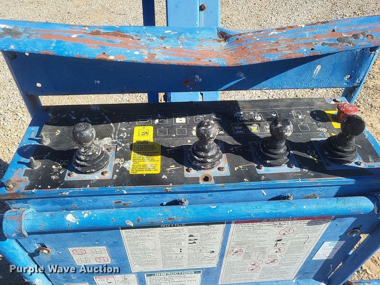 image for item DK1193 2003 Genie Z-80/60  boom lift