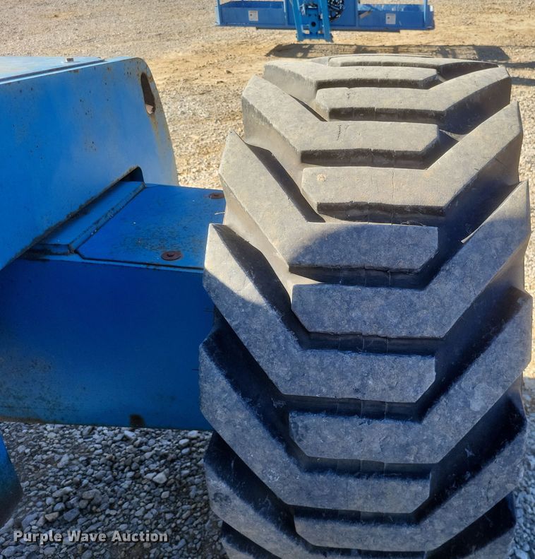 image for item DK1193 2003 Genie Z-80/60  boom lift