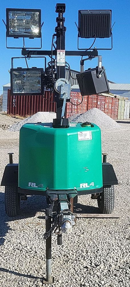 image for item DK1194 2017 Terex RL4  light plant