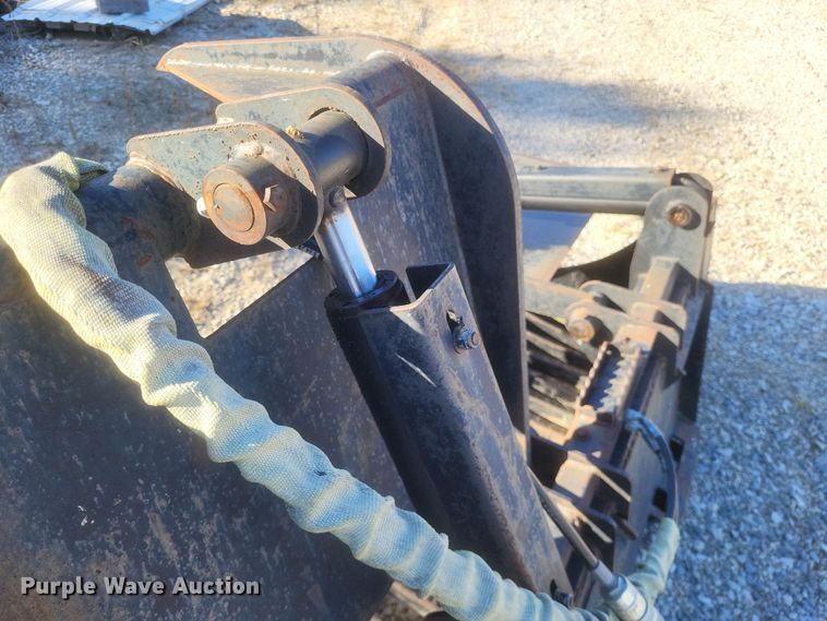 image for item DK1197 79" W skid steer rock grapple bucket
