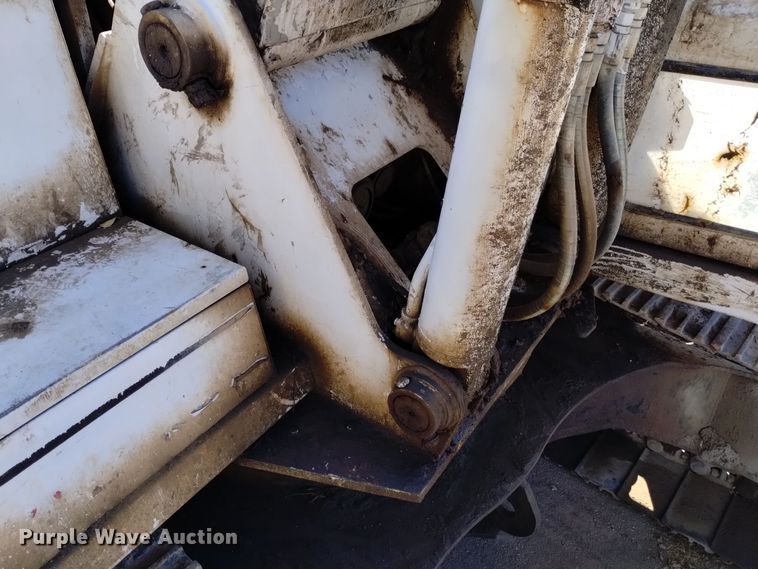 image for item DK8879 1990 Link Belt LS-2800C Series II  long reach excavator