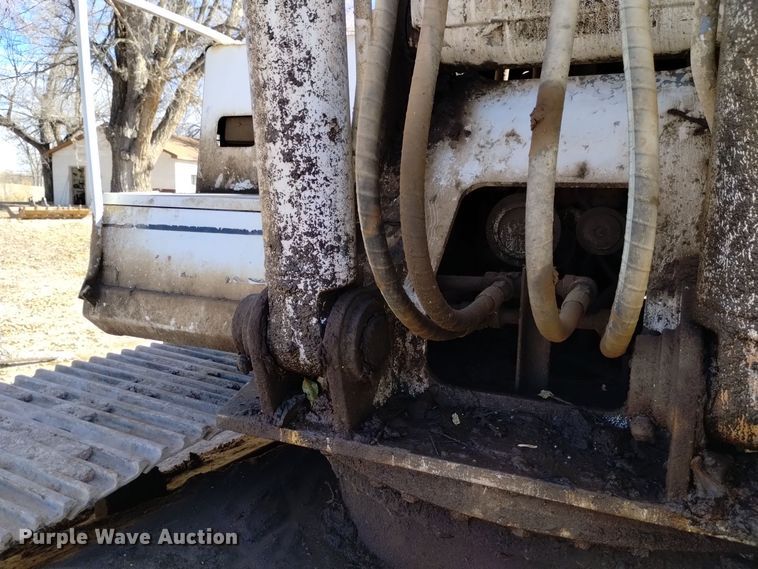 image for item DK8879 1990 Link Belt LS-2800C Series II  long reach excavator