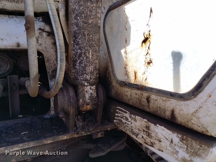 image for item DK8879 1990 Link Belt LS-2800C Series II  long reach excavator