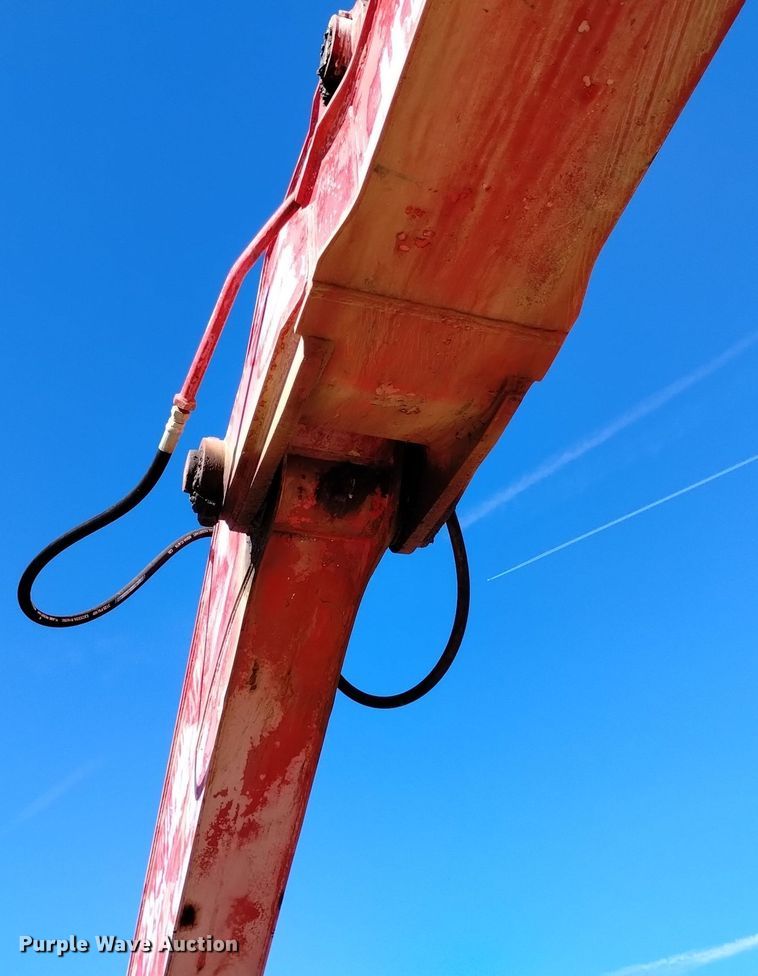 image for item DK8879 1990 Link Belt LS-2800C Series II  long reach excavator