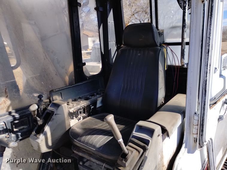 image for item DK8879 1990 Link Belt LS-2800C Series II  long reach excavator