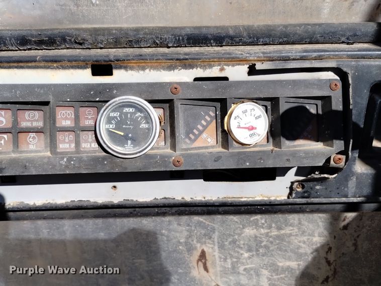 image for item DK8879 1990 Link Belt LS-2800C Series II  long reach excavator