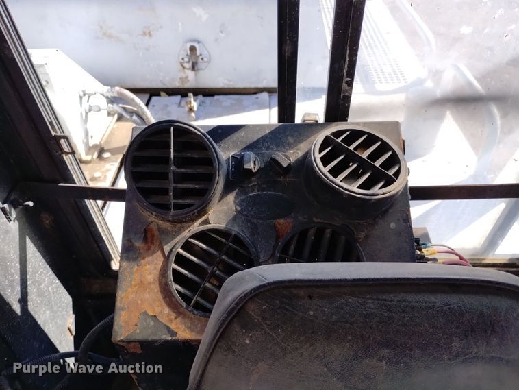 image for item DK8879 1990 Link Belt LS-2800C Series II  long reach excavator