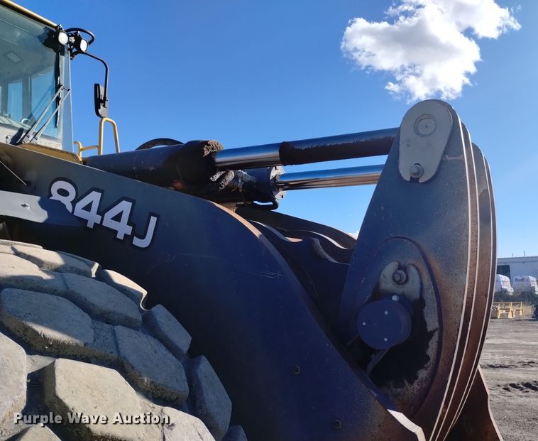 image for item DK8883 2008 John Deere 844J  wheel loader