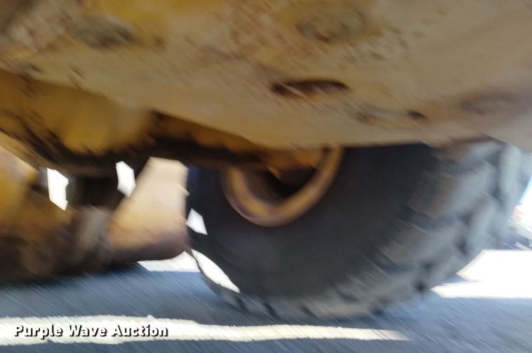 image for item DK8883 2008 John Deere 844J  wheel loader