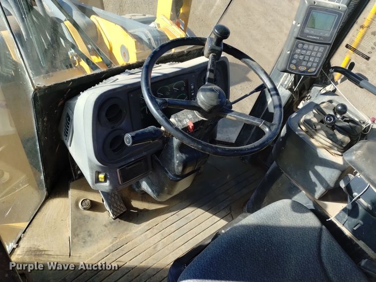 image for item DK8883 2008 John Deere 844J  wheel loader