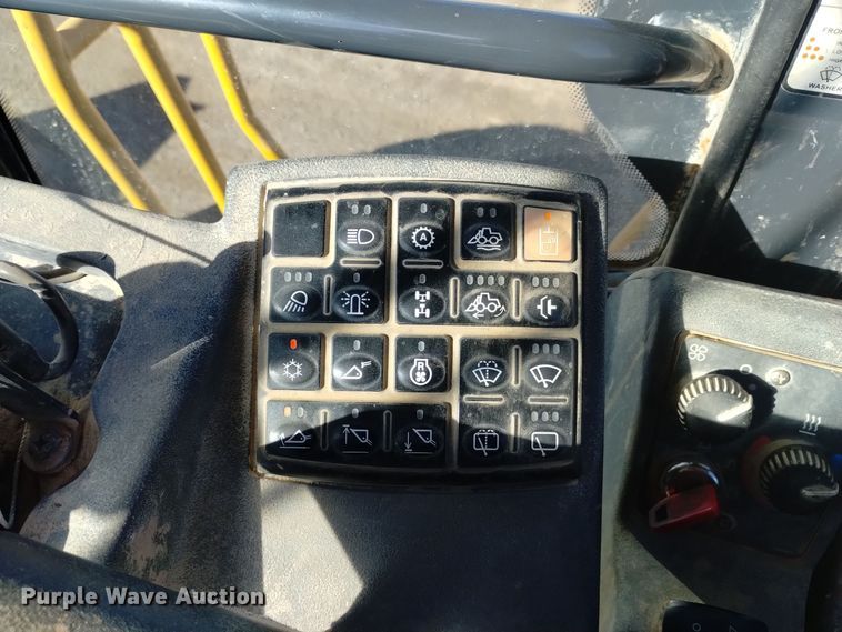 image for item DK8883 2008 John Deere 844J  wheel loader