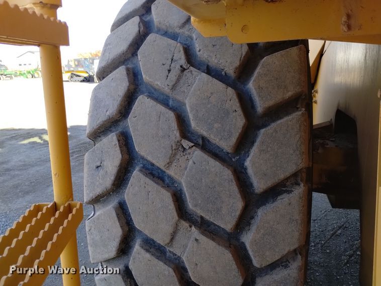 image for item DK8883 2008 John Deere 844J  wheel loader