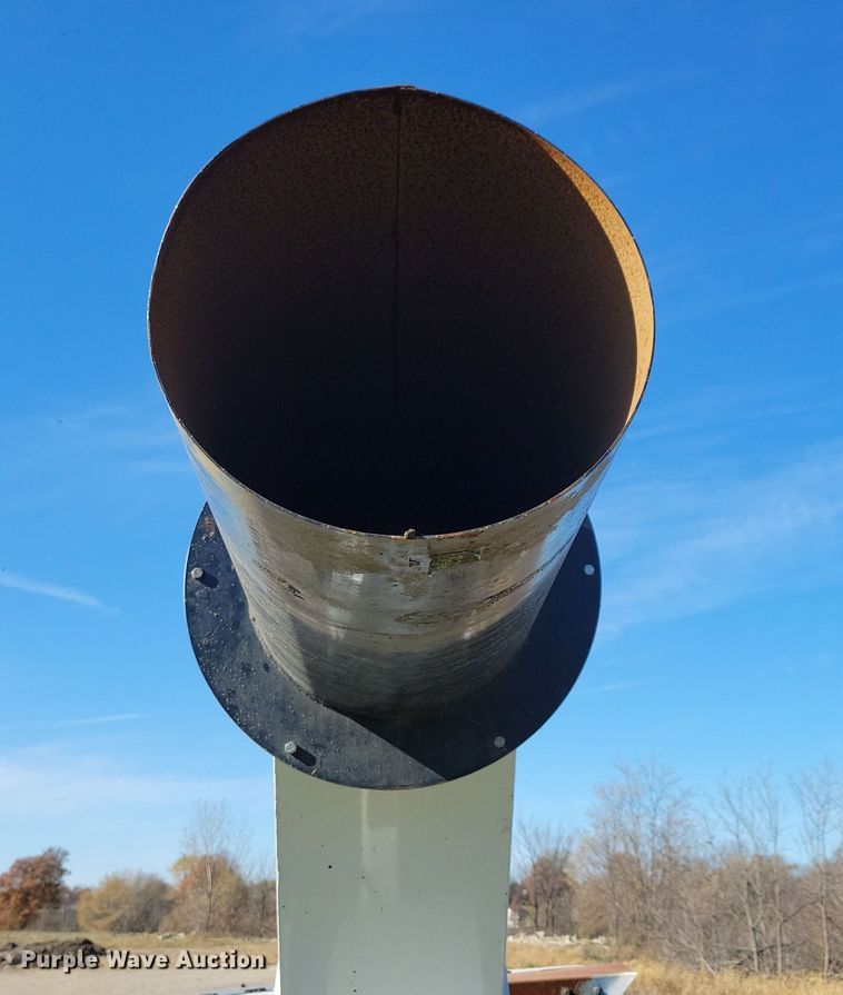 image for item DL7744 Tarco Windy Series Fort Miller FAB  leaf vacuum trailer