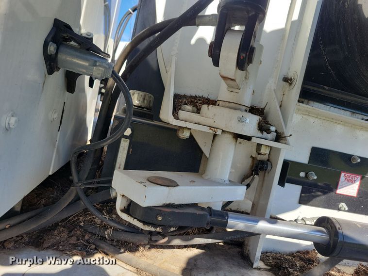 image for item DL7744 Tarco Windy Series Fort Miller FAB  leaf vacuum trailer