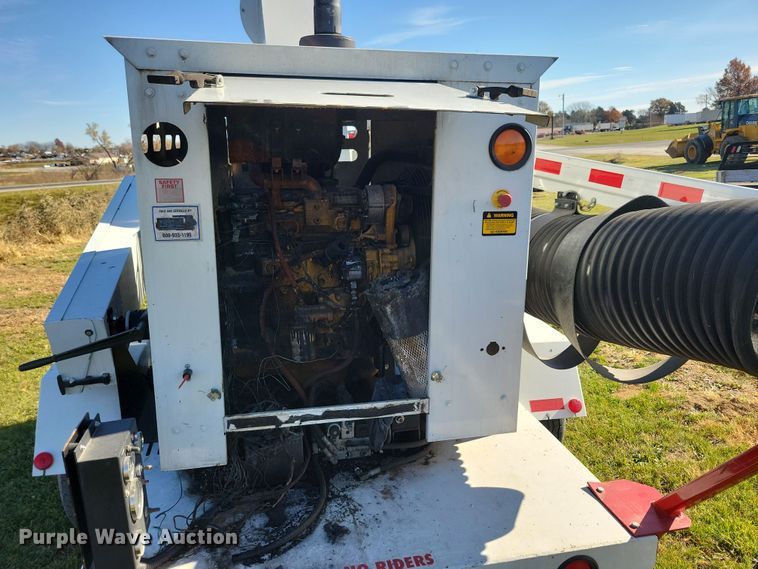 image for item DL7744 Tarco Windy Series Fort Miller FAB  leaf vacuum trailer