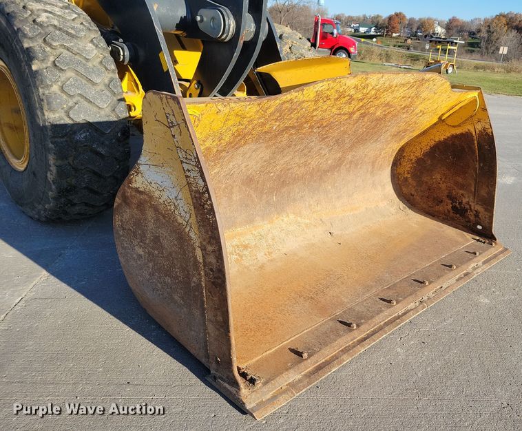 image for item DL7747 2018 John Deere 544K-II  wheel loader
