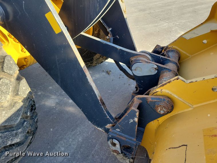 image for item DL7747 2018 John Deere 544K-II  wheel loader