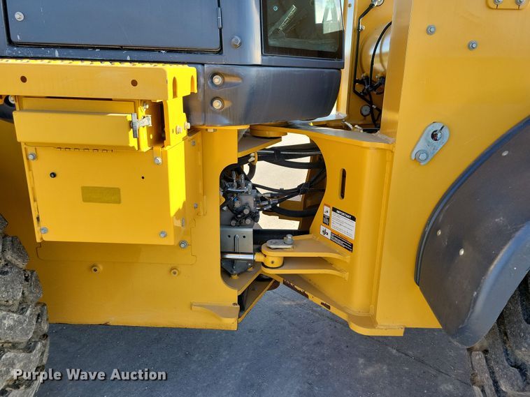 image for item DL7747 2018 John Deere 544K-II  wheel loader