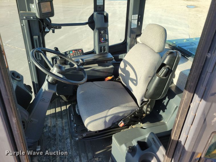 image for item DL7747 2018 John Deere 544K-II  wheel loader