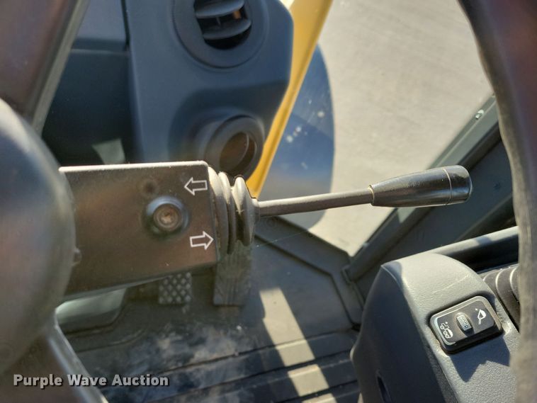 image for item DL7747 2018 John Deere 544K-II  wheel loader