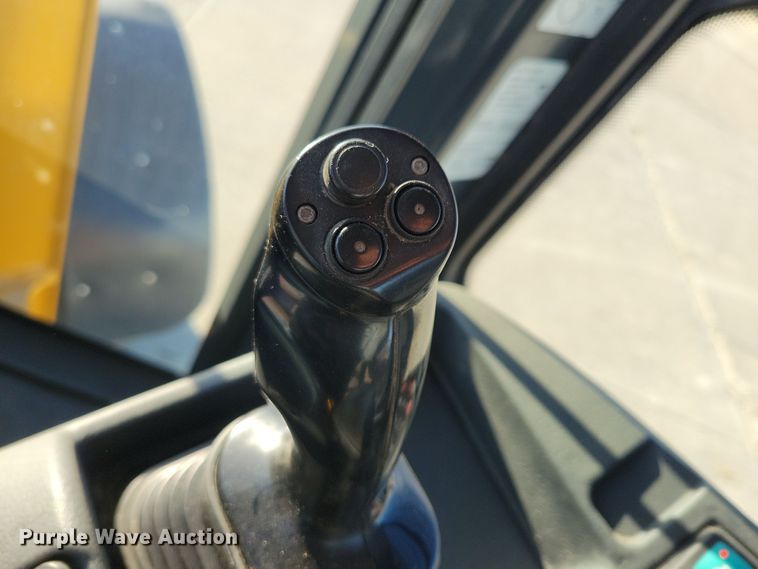 image for item DL7747 2018 John Deere 544K-II  wheel loader