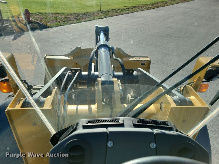 image for item DL7747 2018 John Deere 544K-II  wheel loader