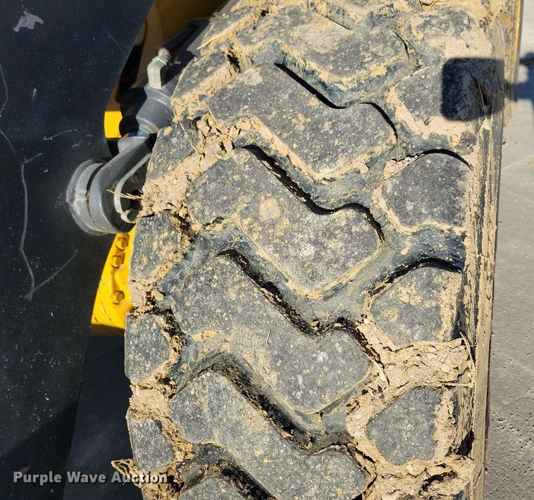 image for item DL7747 2018 John Deere 544K-II  wheel loader