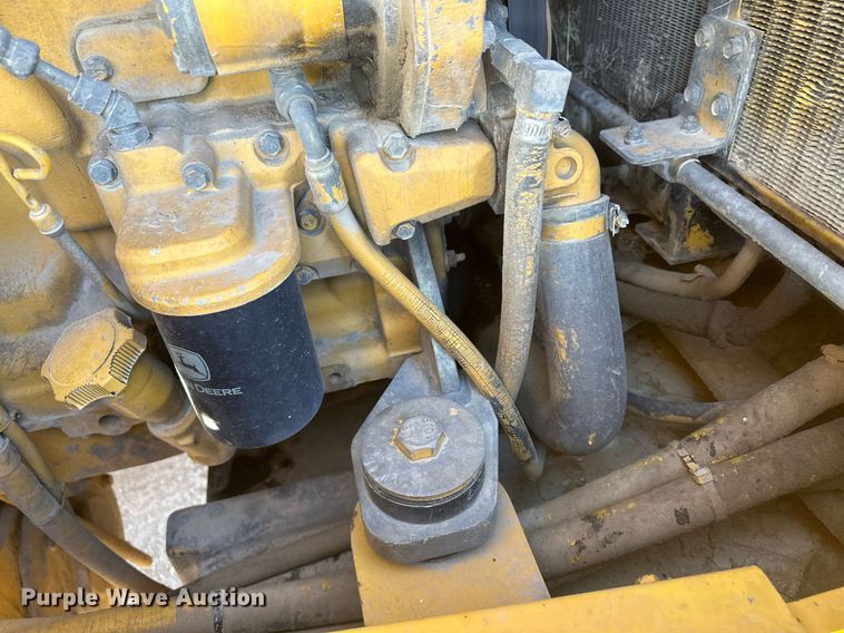 image for item DM2638 1999 John Deere 624H  wheel loader