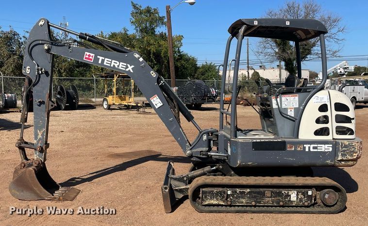 image for item DN3175 2015 Terex TC35  mini excavator