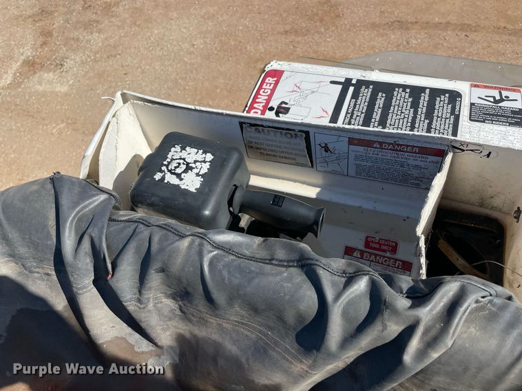 image for item DN3177 2012 Freightliner Business Class M2  bucket truck