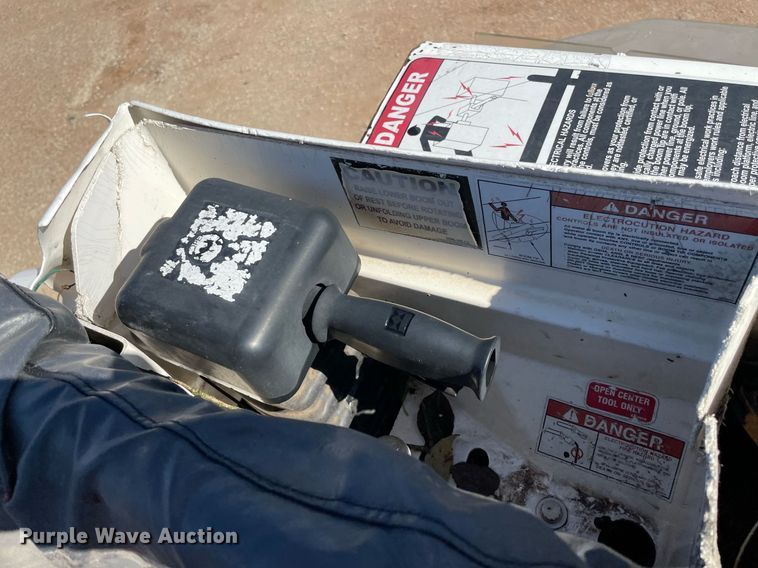 image for item DN3177 2012 Freightliner Business Class M2  bucket truck