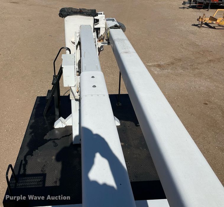 image for item DN3177 2012 Freightliner Business Class M2  bucket truck