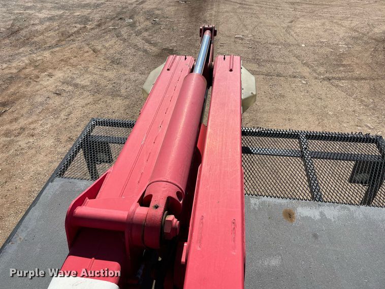 image for item DN3177 2012 Freightliner Business Class M2  bucket truck