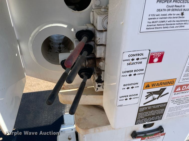 image for item DN3177 2012 Freightliner Business Class M2  bucket truck