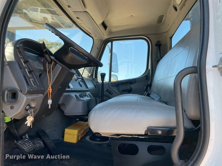 image for item DN3177 2012 Freightliner Business Class M2  bucket truck