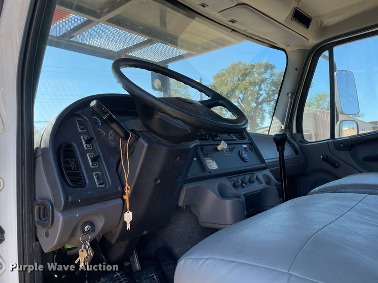 image for item DN3177 2012 Freightliner Business Class M2  bucket truck